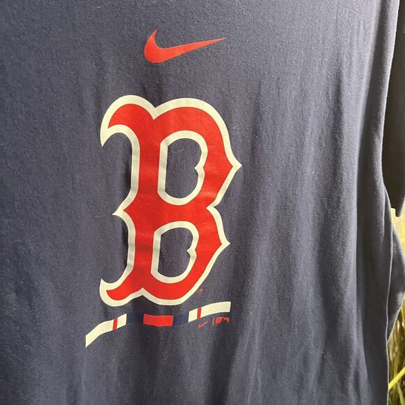 Boston Red Sox Nike Tee Size XL Unisex - Picture 2 of 4